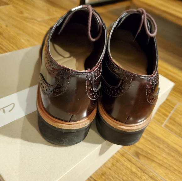 Clarks Teadale Maira Brogues in Aubergine - Picture 4 of 8